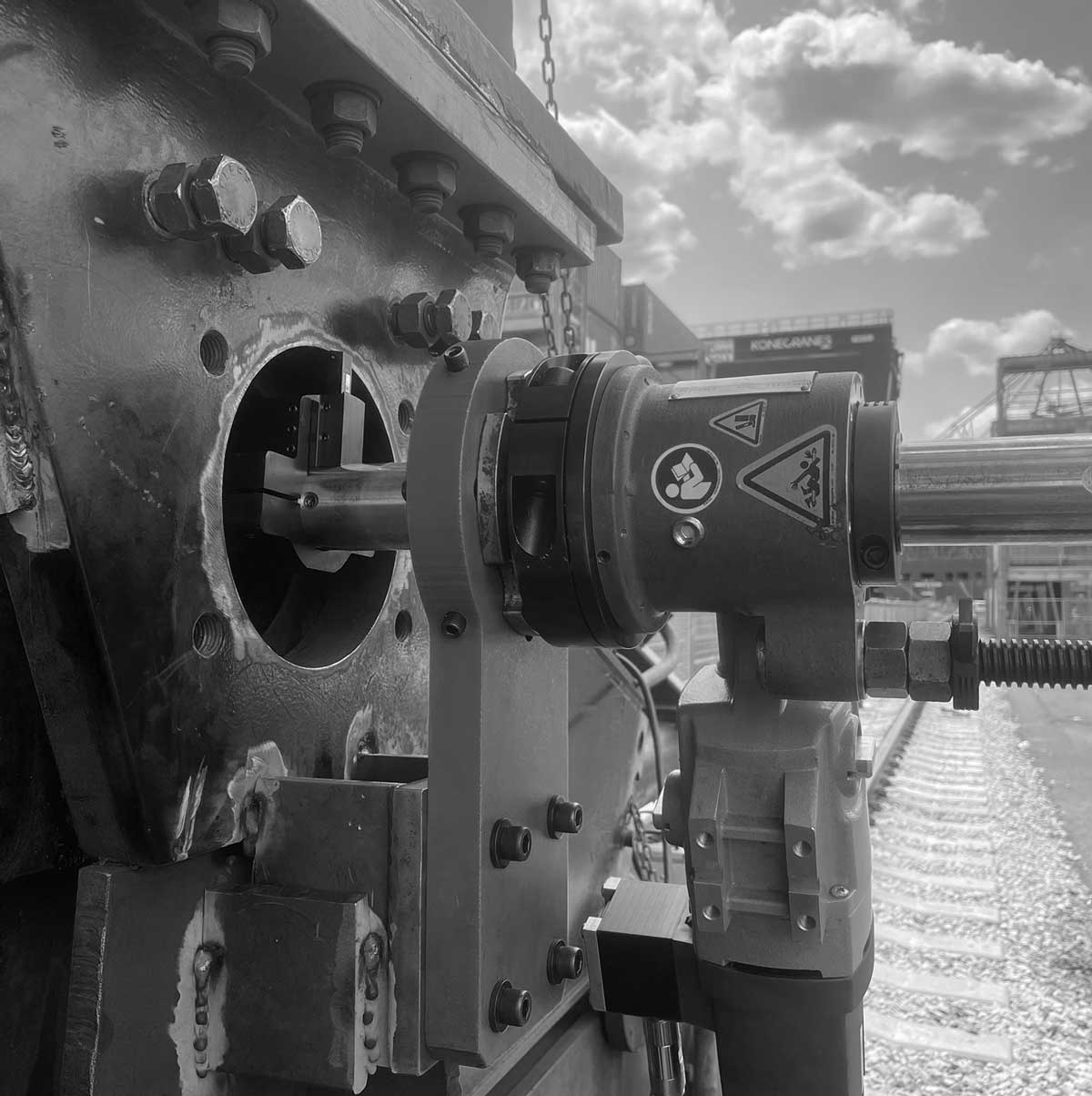 On-site crane pin bore re-machined with the Climax BB5500 portable line boring machine